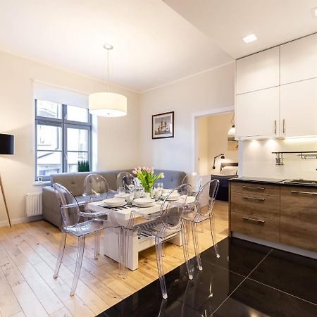 Vacationclub - Rezydencja Kapitanska Apartament 8 Kołobrzeg Kültér fotó