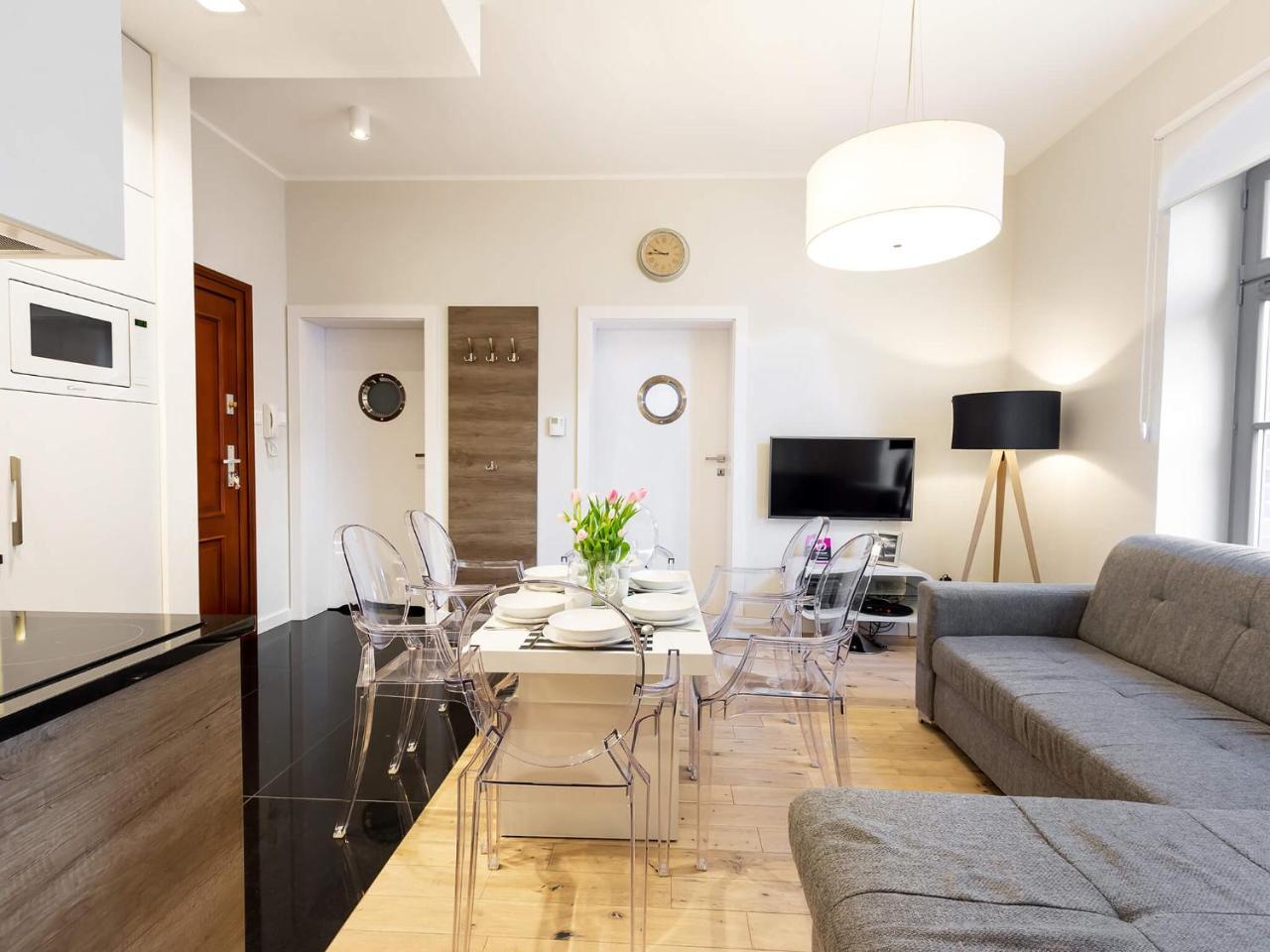 Vacationclub - Rezydencja Kapitanska Apartament 8 Kołobrzeg Kültér fotó