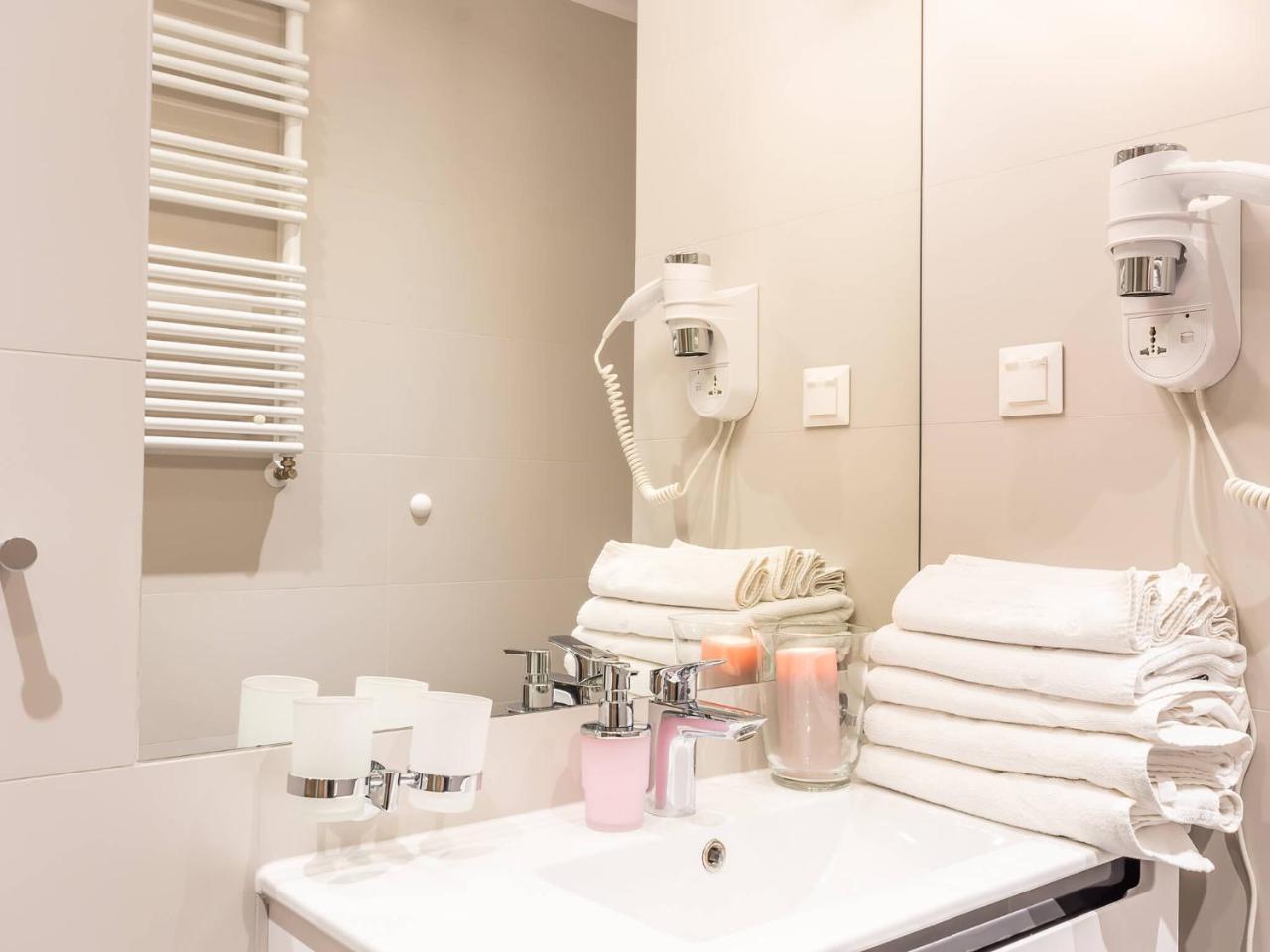 Vacationclub - Rezydencja Kapitanska Apartament 8 Kołobrzeg Kültér fotó
